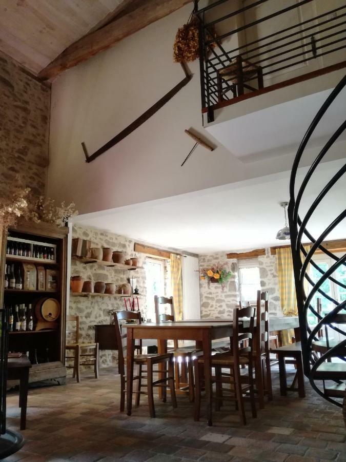 Bed and Breakfast La Trainelière Les Épesses Esterno foto